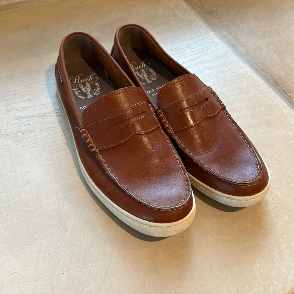 Cole Haan men’s Brown leather shoes size 11 M